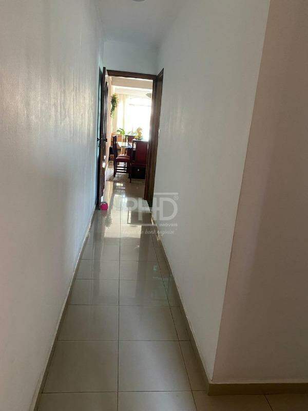 Apartamento à venda com 3 quartos, 170m² - Foto 18