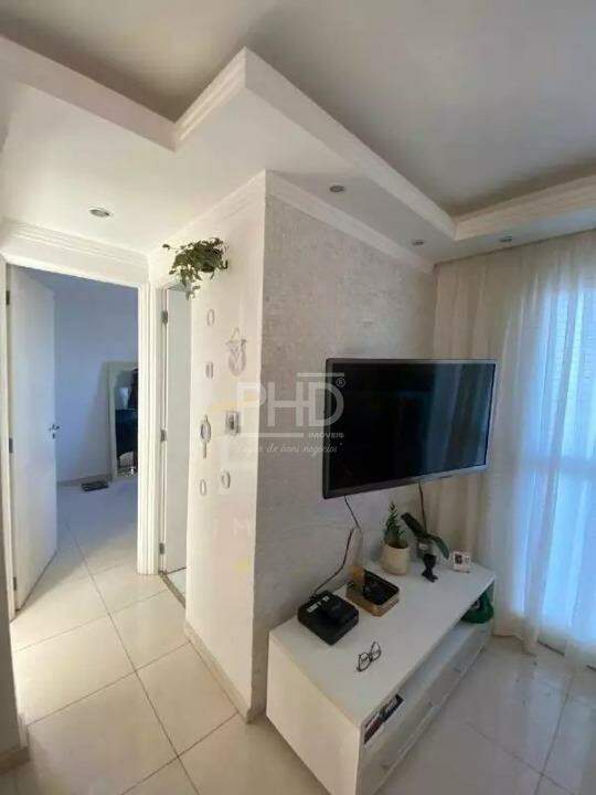 Apartamento à venda com 2 quartos, 47m² - Foto 2