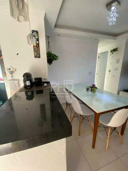 Apartamento à venda com 2 quartos, 47m² - Foto 3