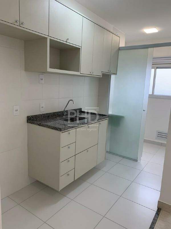 Apartamento para alugar com 2 quartos, 48m² - Foto 4