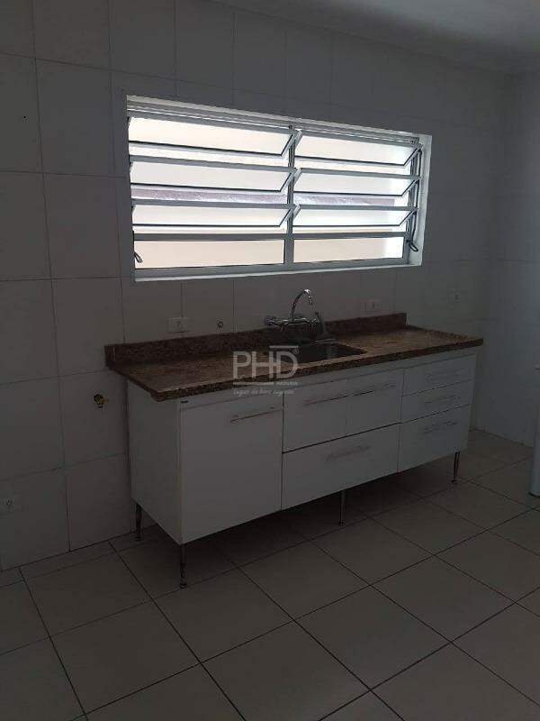 Sobrado à venda com 3 quartos, 136m² - Foto 2