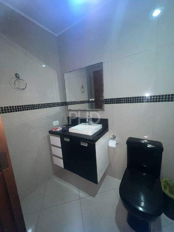 Sobrado à venda com 4 quartos, 200m² - Foto 13