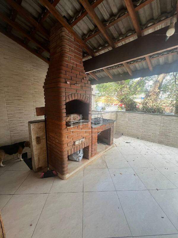 Sobrado à venda com 4 quartos, 200m² - Foto 17