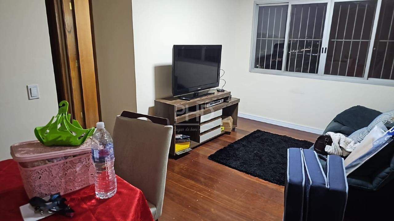 Apartamento à venda com 2 quartos, 65m² - Foto 2