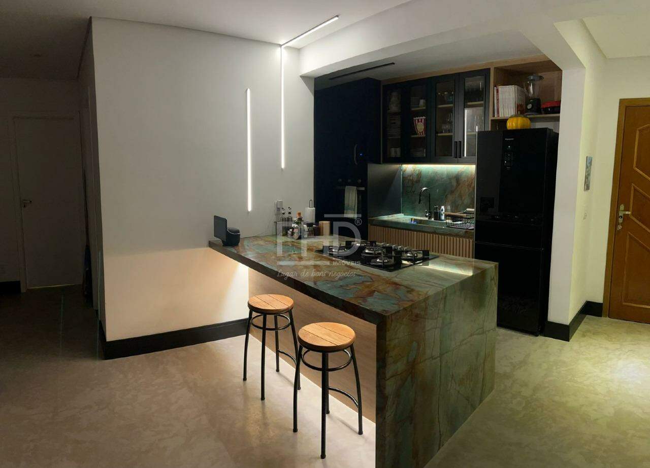 Apartamento à venda com 2 quartos, 128m² - Foto 4