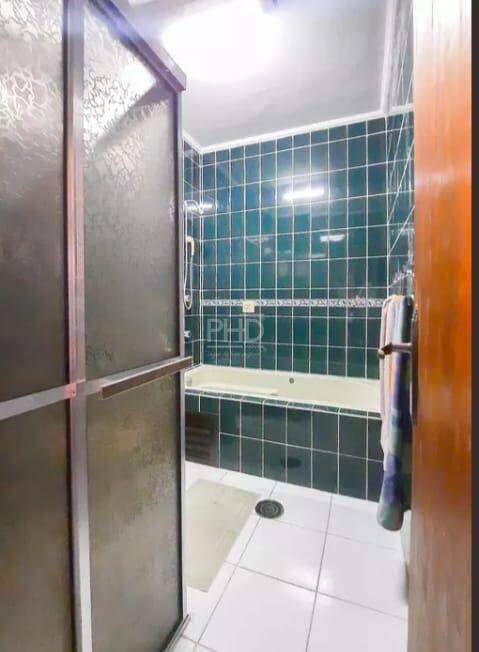 Sobrado para alugar com 4 quartos, 313m² - Foto 29