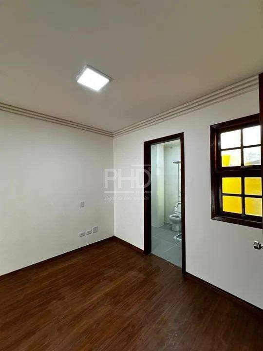 Sobrado à venda com 6 quartos, 380m² - Foto 13