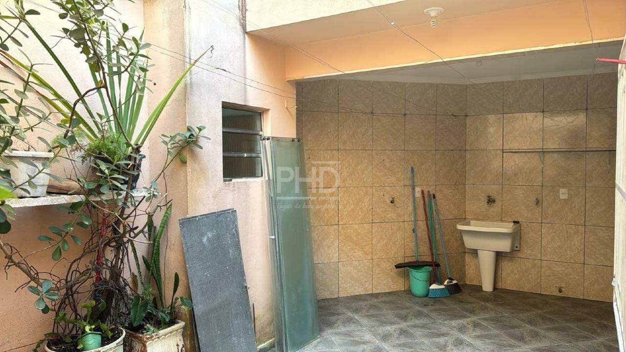 Casa à venda com 2 quartos, 85m² - Foto 13