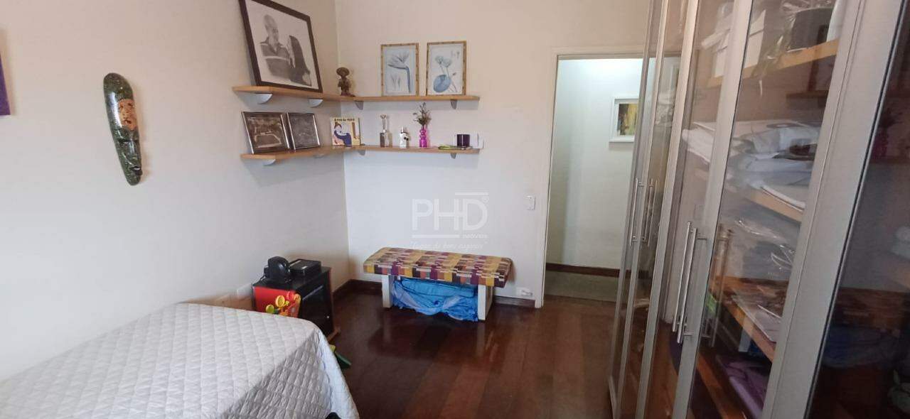 Apartamento à venda com 4 quartos, 180m² - Foto 23