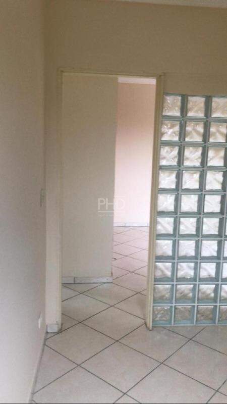 Apartamento para alugar com 3 quartos, 70m² - Foto 4