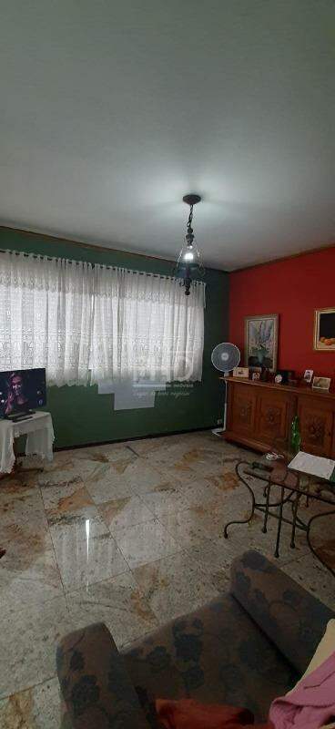 Sobrado à venda com 7 quartos, 330m² - Foto 2