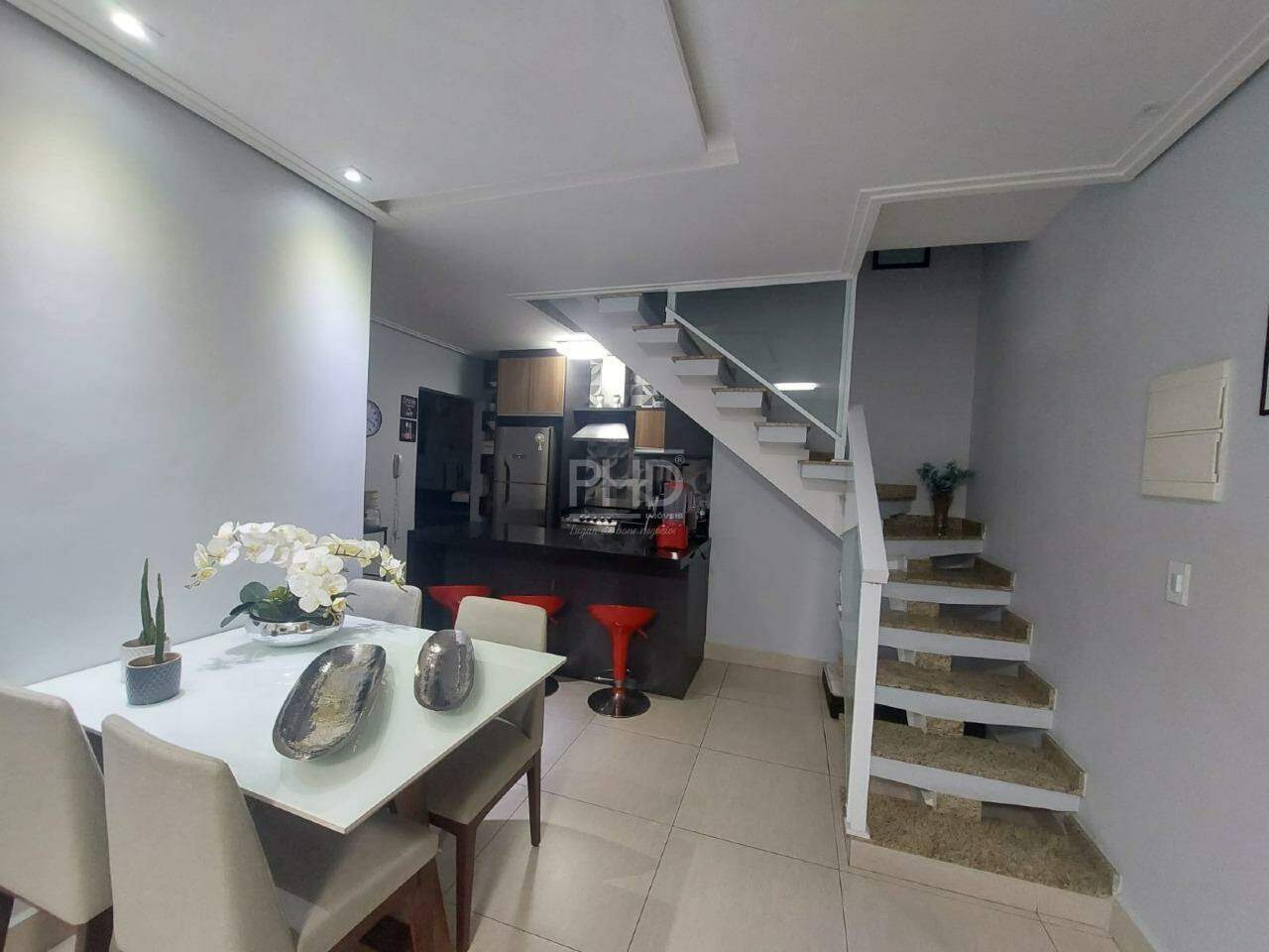 Cobertura à venda com 3 quartos, 138m² - Foto 3