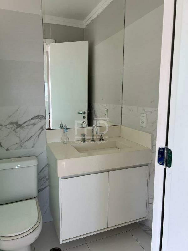 Apartamento à venda com 3 quartos, 146m² - Foto 12