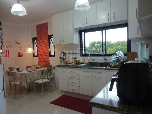 Apartamento à venda com 3 quartos, 150m² - Foto 6