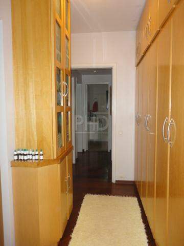 Apartamento à venda com 3 quartos, 150m² - Foto 11