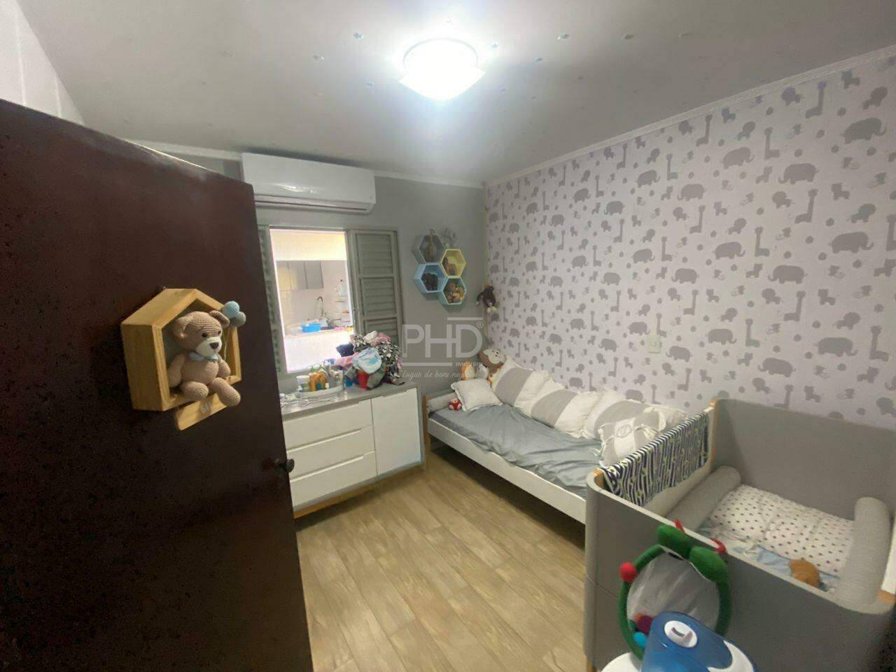 Casa para alugar com 5 quartos, 360m² - Foto 6