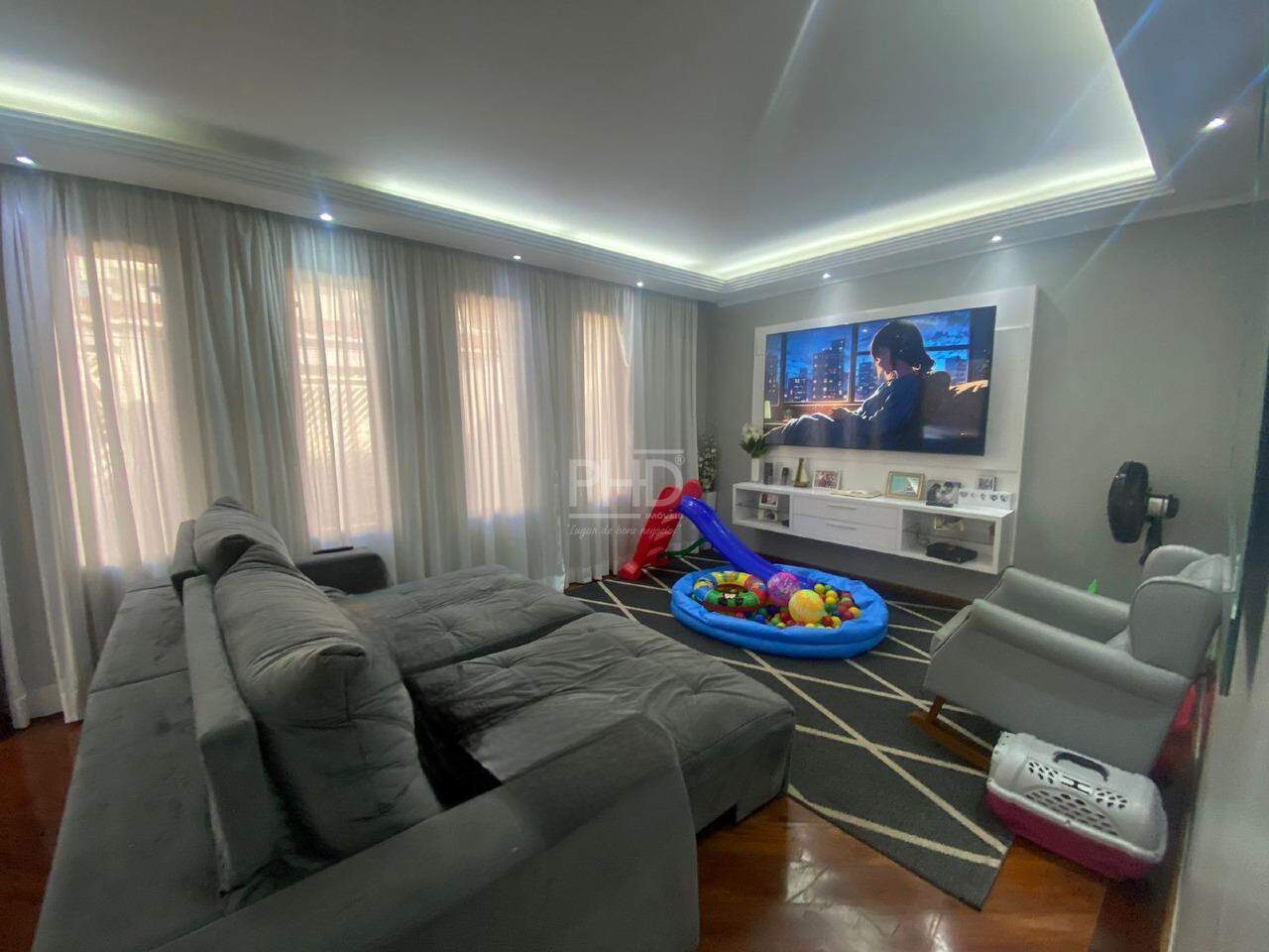 Casa para alugar com 5 quartos, 360m² - Foto 3