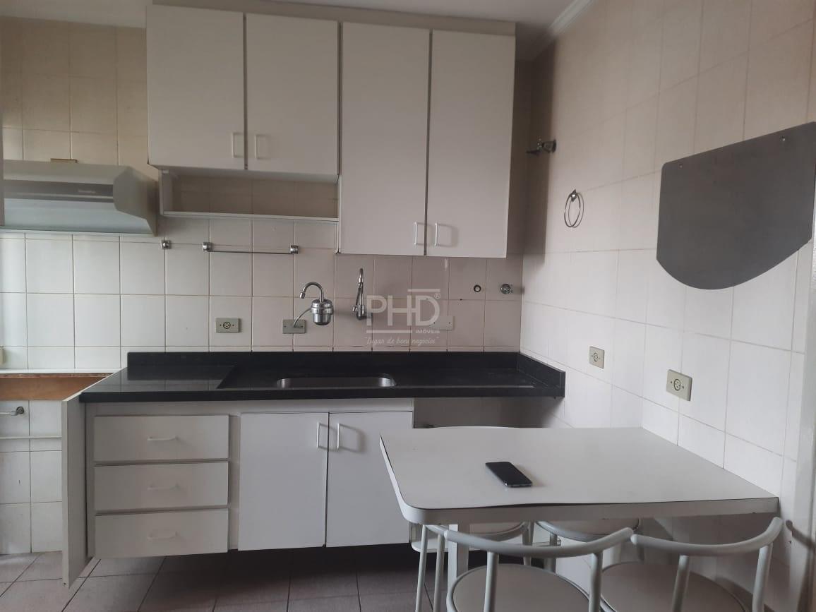 Apartamento à venda com 2 quartos, 74m² - Foto 4