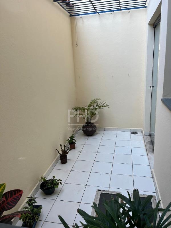 Sobrado à venda com 3 quartos, 380m² - Foto 40