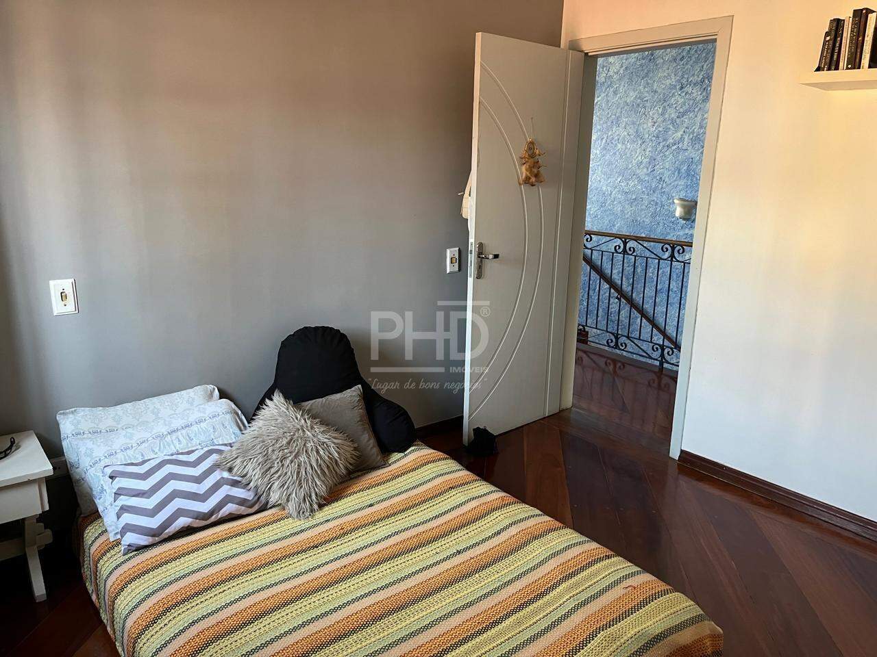 Sobrado à venda com 3 quartos, 380m² - Foto 23