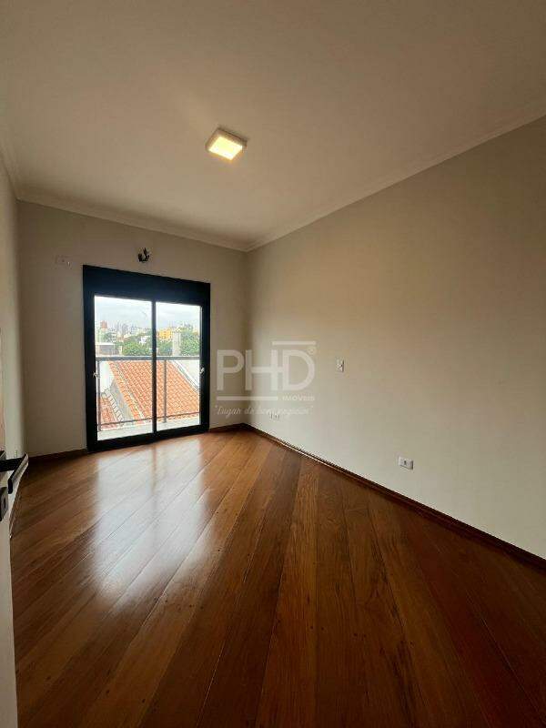 Sobrado à venda com 3 quartos, 200m² - Foto 9