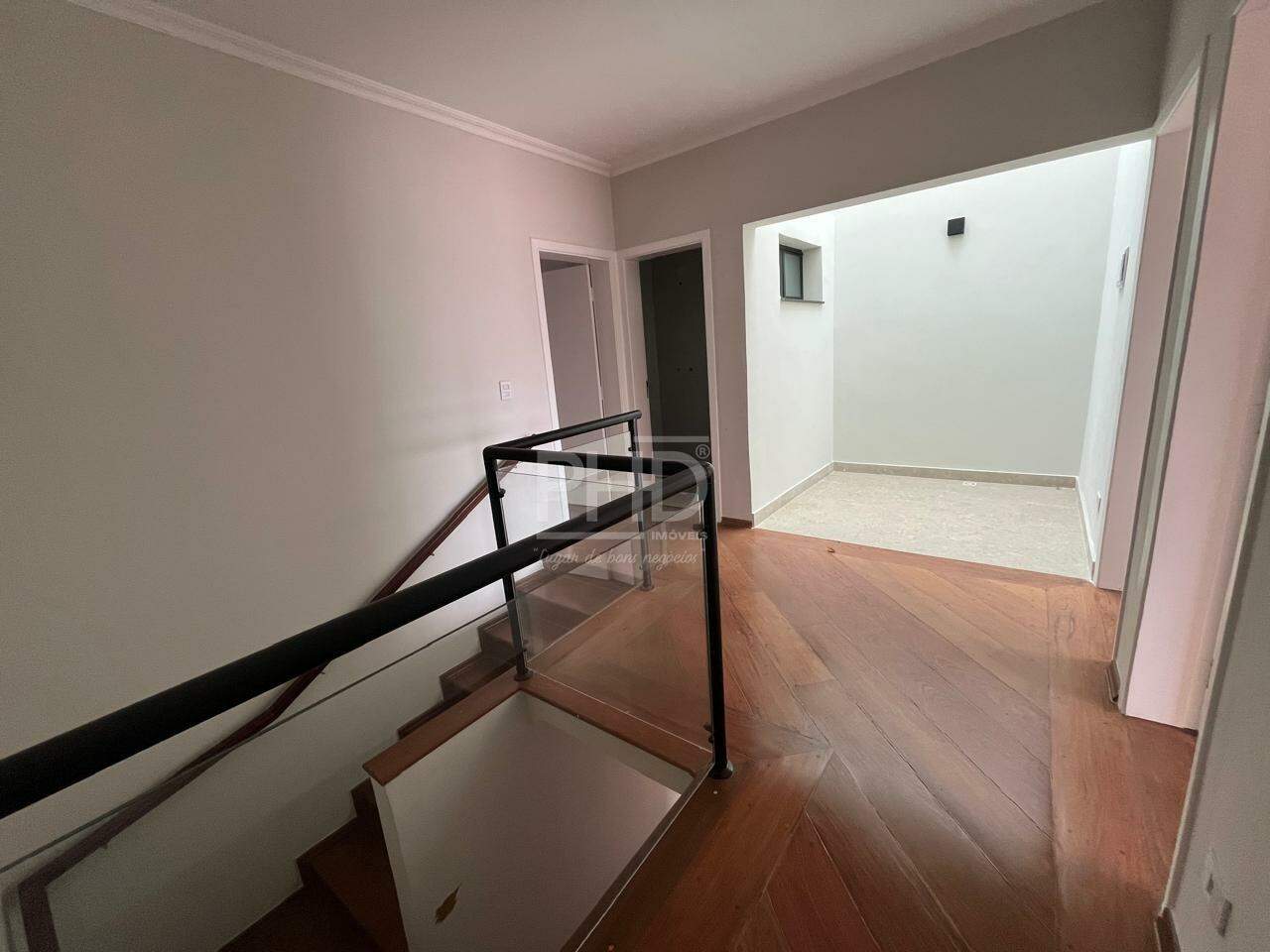 Sobrado à venda com 3 quartos, 200m² - Foto 14