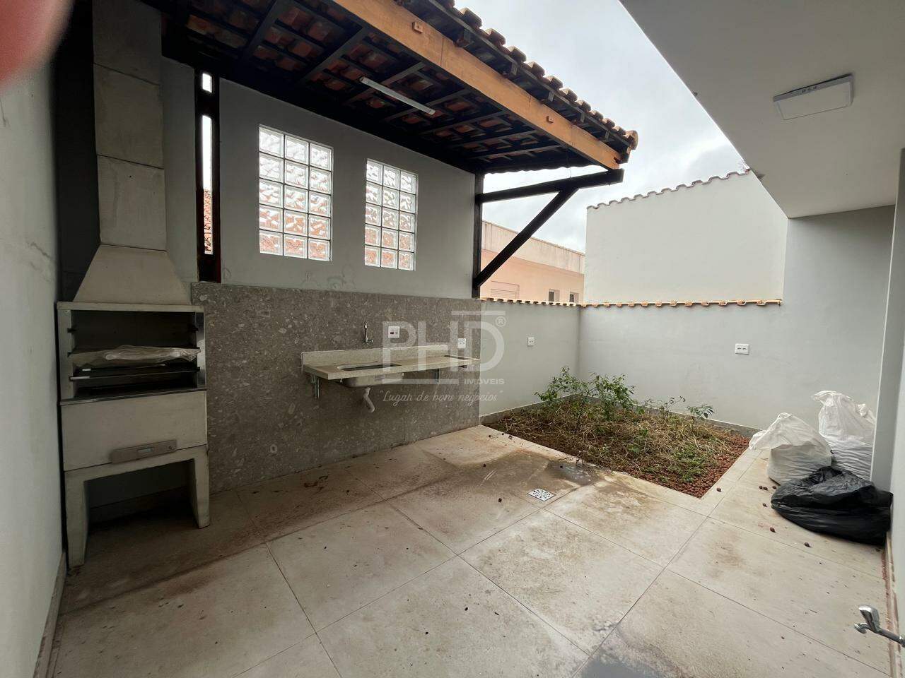 Sobrado à venda com 3 quartos, 200m² - Foto 21