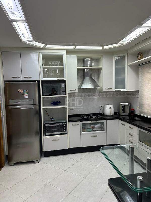 Sobrado à venda com 3 quartos, 195m² - Foto 5