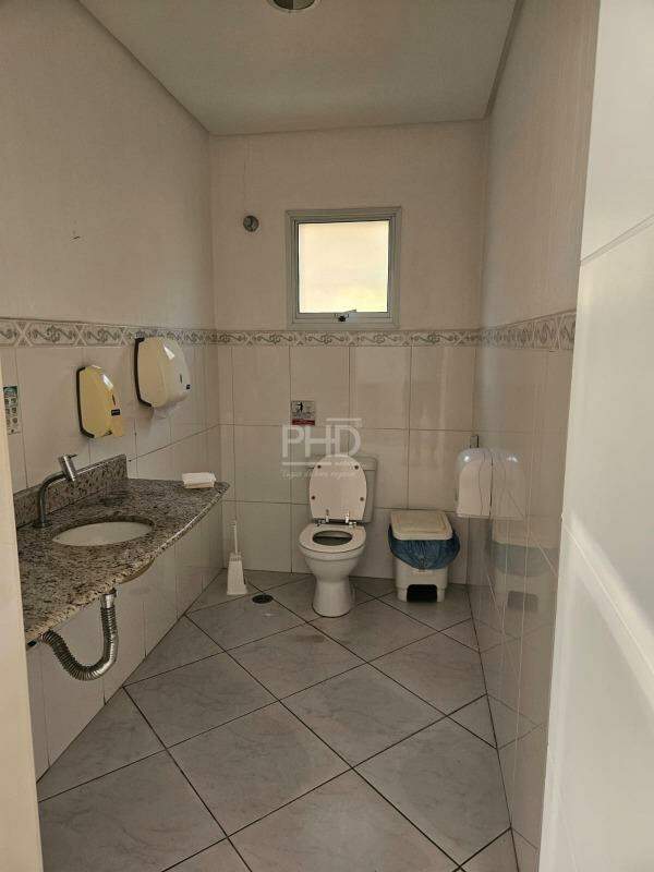 Prédio Inteiro à venda com 2 quartos, 210m² - Foto 16