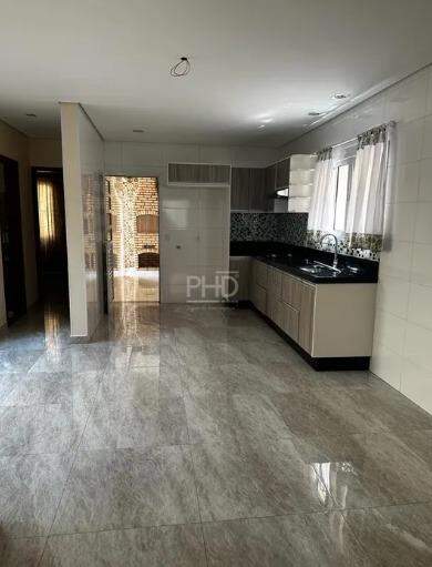 Casa à venda com 3 quartos, 193m² - Foto 2