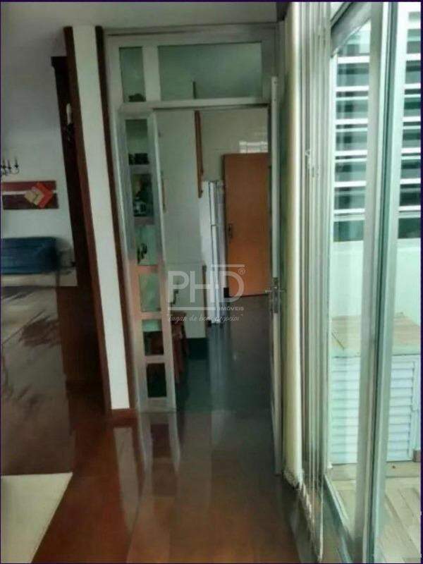 Sobrado à venda com 4 quartos, 344m² - Foto 26