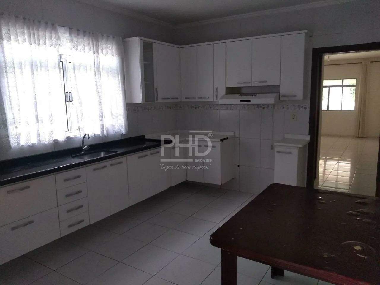 Sobrado à venda com 3 quartos, 220m² - Foto 3