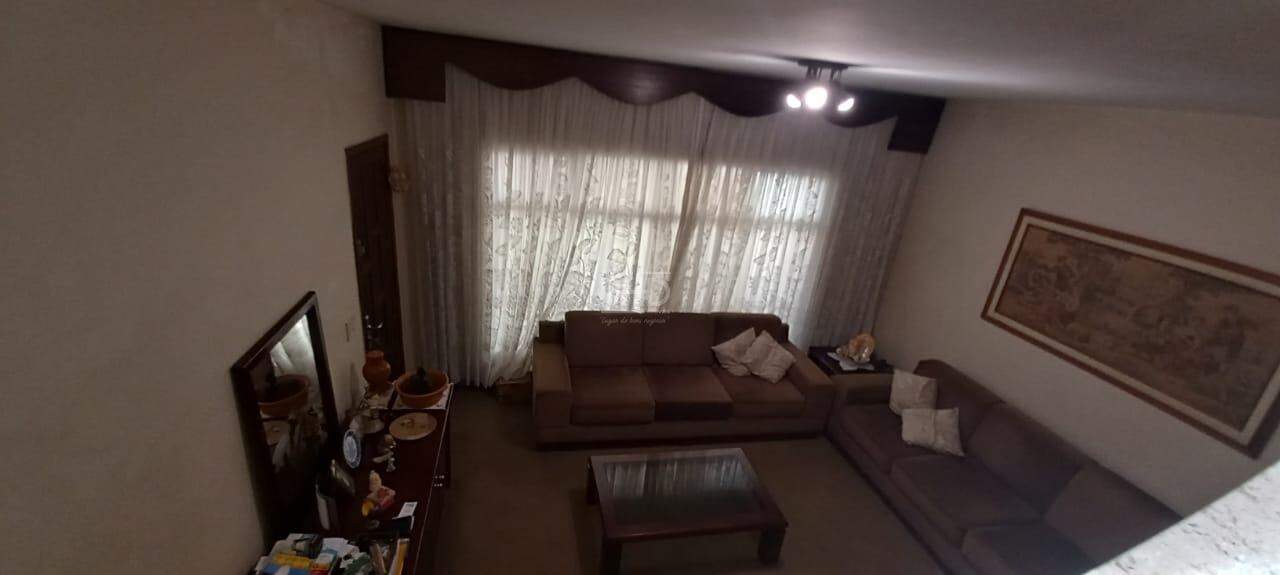 Sobrado à venda com 3 quartos, 150m² - Foto 3