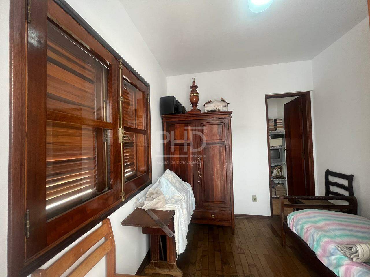 Sobrado à venda com 3 quartos, 364m² - Foto 35