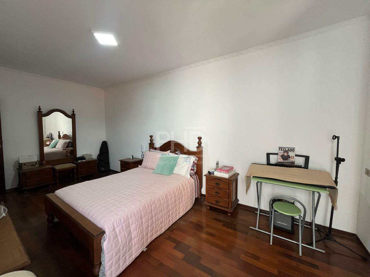 Sobrado à venda com 3 quartos, 364m² - Foto 21