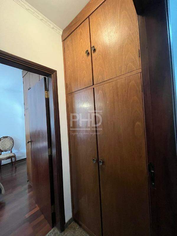 Sobrado à venda com 3 quartos, 364m² - Foto 13