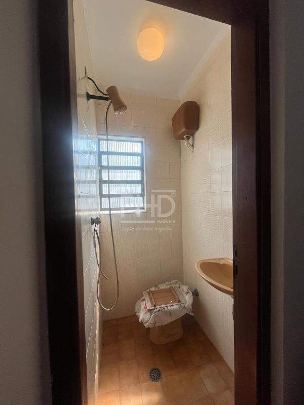 Sobrado para alugar com 3 quartos, 364m² - Foto 32