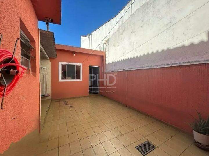 Sobrado à venda com 2 quartos, 180m² - Foto 15