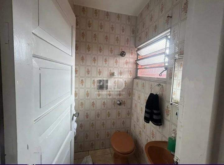 Sobrado à venda com 2 quartos, 180m² - Foto 13