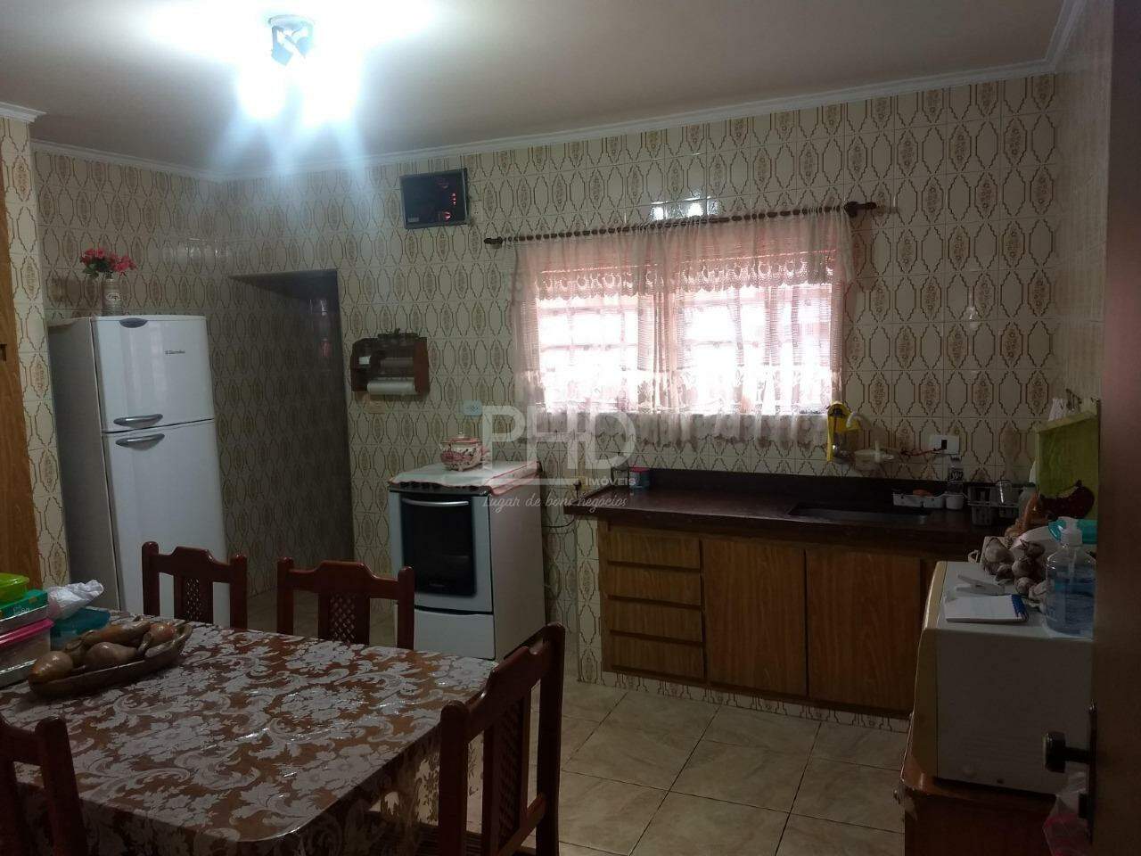 Sobrado à venda com 2 quartos, 180m² - Foto 6