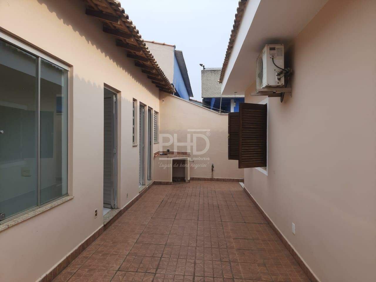 Casa à venda com 3 quartos, 220m² - Foto 35