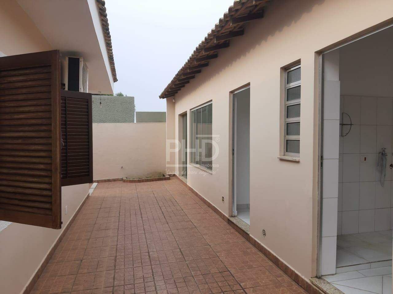 Casa à venda com 3 quartos, 220m² - Foto 32