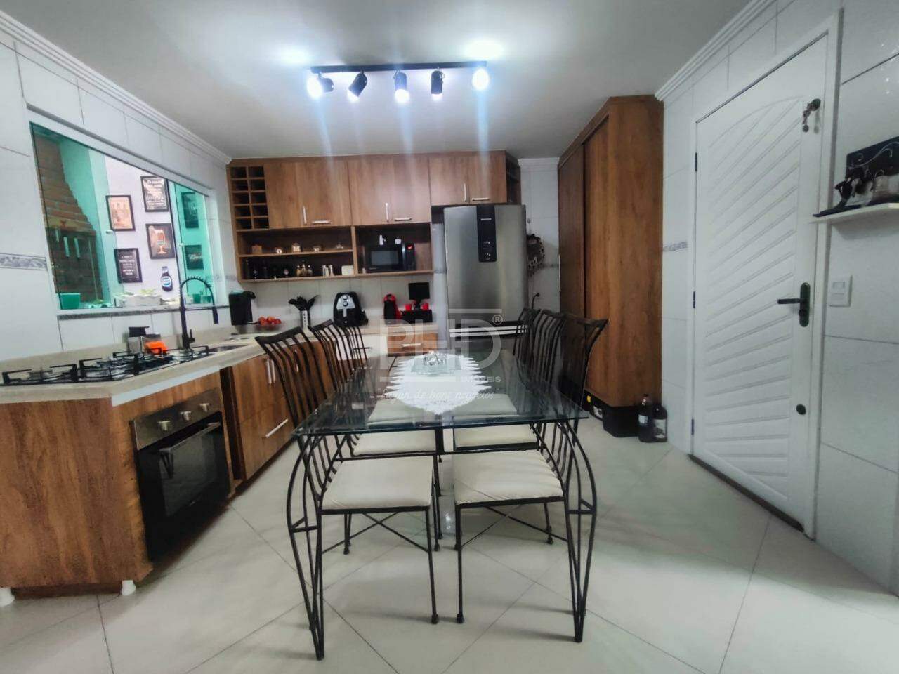 Sobrado à venda com 3 quartos, 86m² - Foto 2