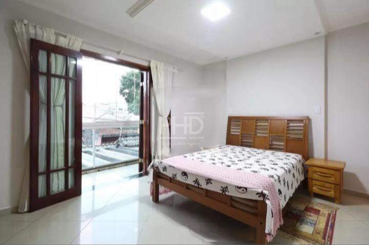 Sobrado à venda com 3 quartos, 250m² - Foto 11