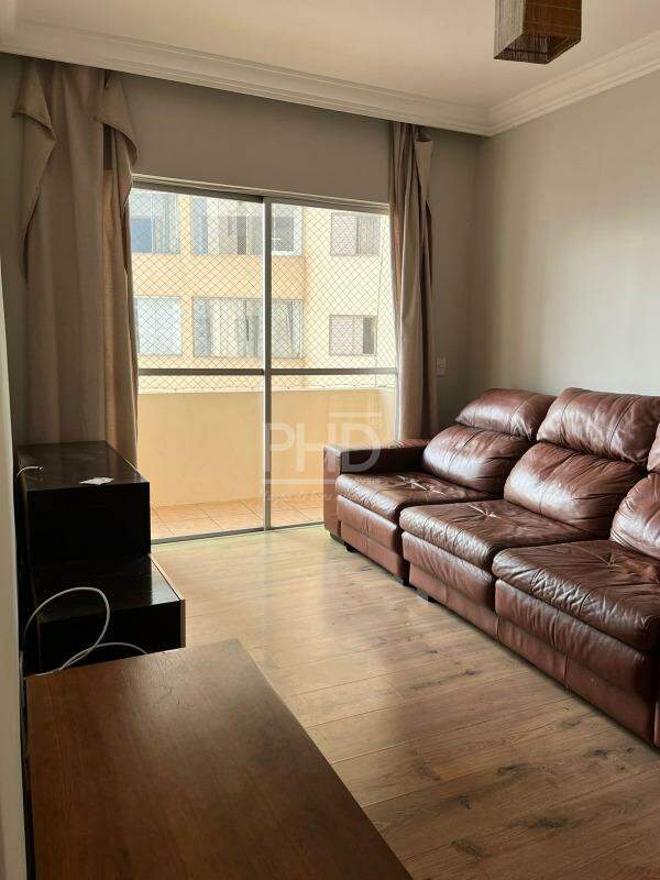 Apartamento à venda com 2 quartos, 68m² - Foto 3