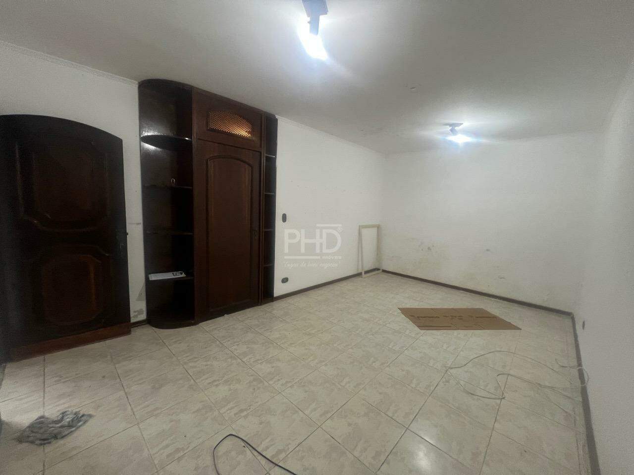 Sobrado à venda com 3 quartos, 188m² - Foto 4