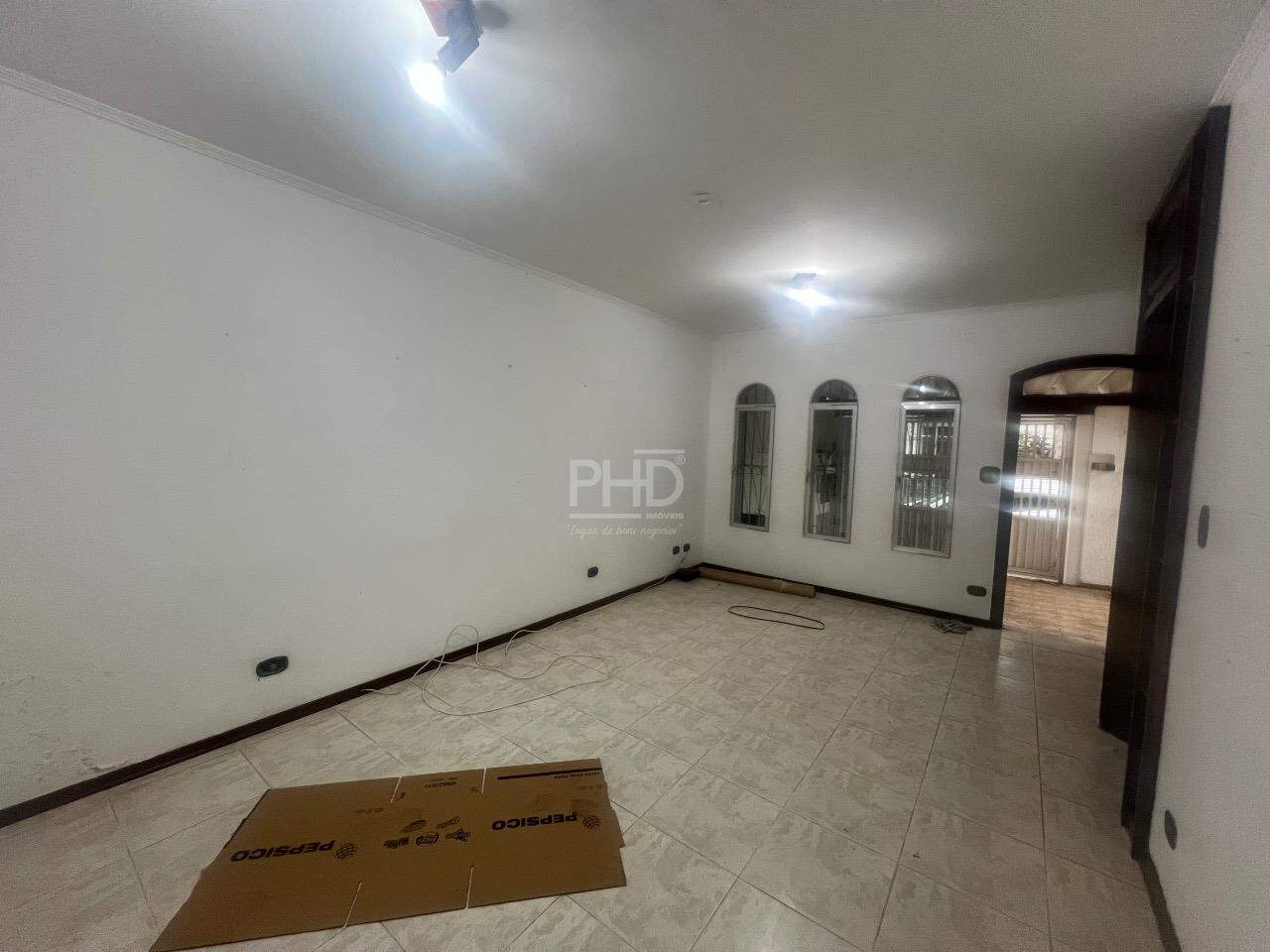 Sobrado para alugar com 3 quartos, 188m² - Foto 1