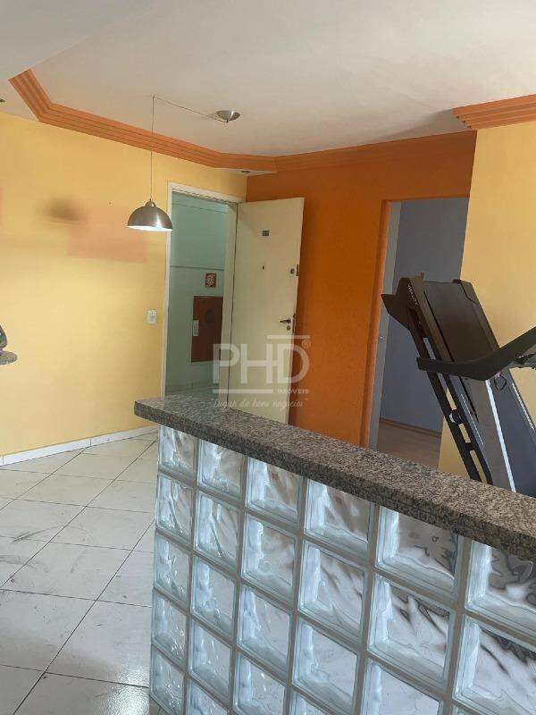 Apartamento à venda com 1 quarto, 42m² - Foto 9