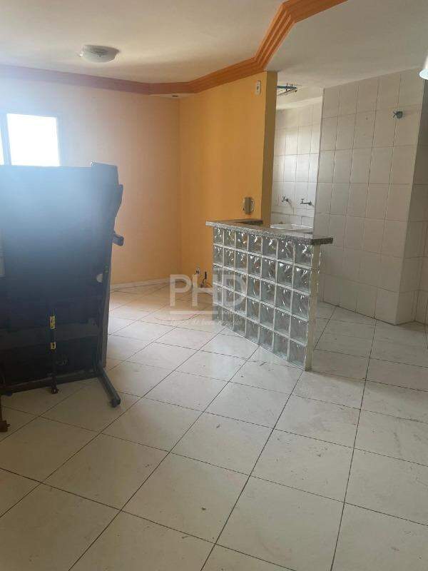 Apartamento à venda com 1 quarto, 42m² - Foto 2