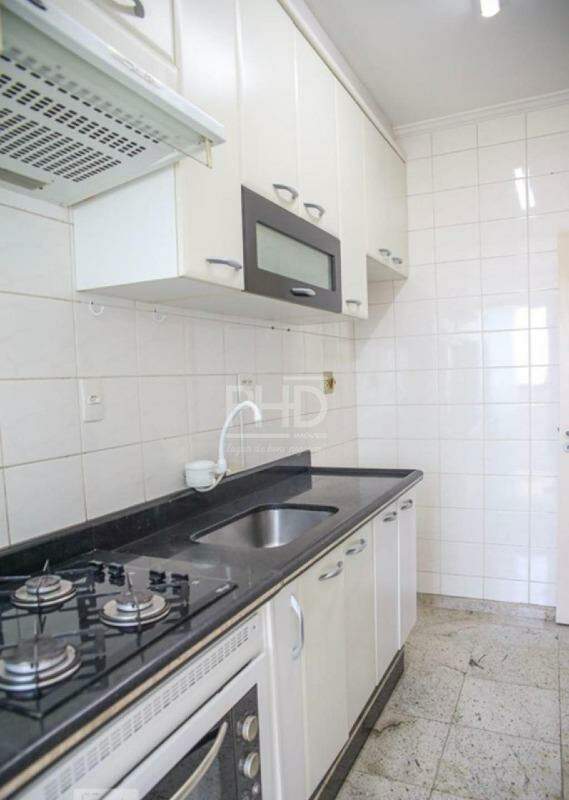 Apartamento à venda com 3 quartos, 82m² - Foto 3